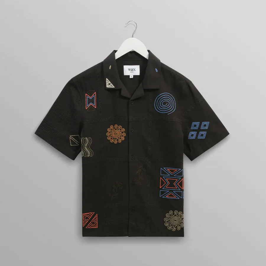 Didcot SS Shirt Doodle Embroidery (Navy   Multi)