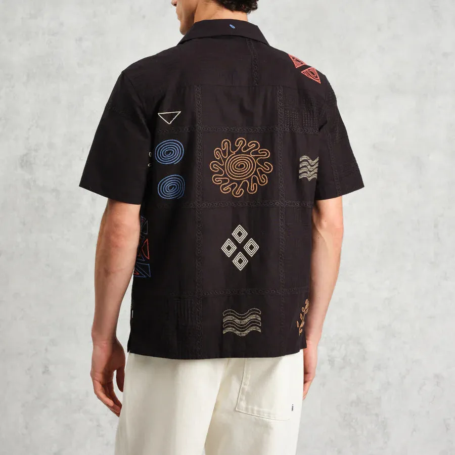 Didcot SS Shirt Doodle Embroidery (Navy   Multi)