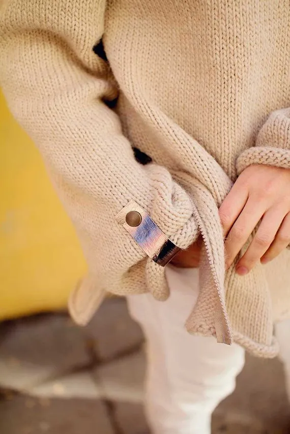 “Morning haze” –Soft creamy Alpaca Wool Sweater | VÉJA