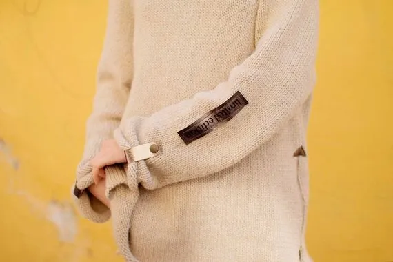 “Morning haze” –Soft creamy Alpaca Wool Sweater | VÉJA