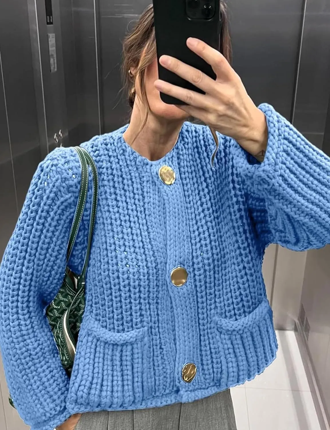 Women Button Down Sweaters Crochet Chunky Knit Long Sleeves Cropped Cardigan Open Front Outwear with Pockets