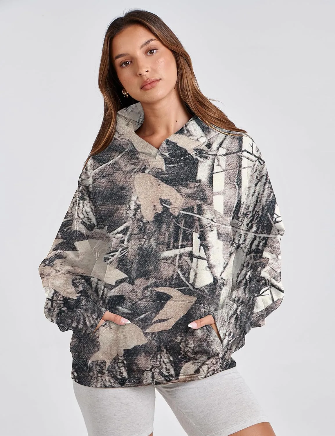 Women Oversized Graphic Hoodies Sweatshirt Long Raglan Sleeve Hoodie Fleece Pullover Tops With Kangaroo Pocket