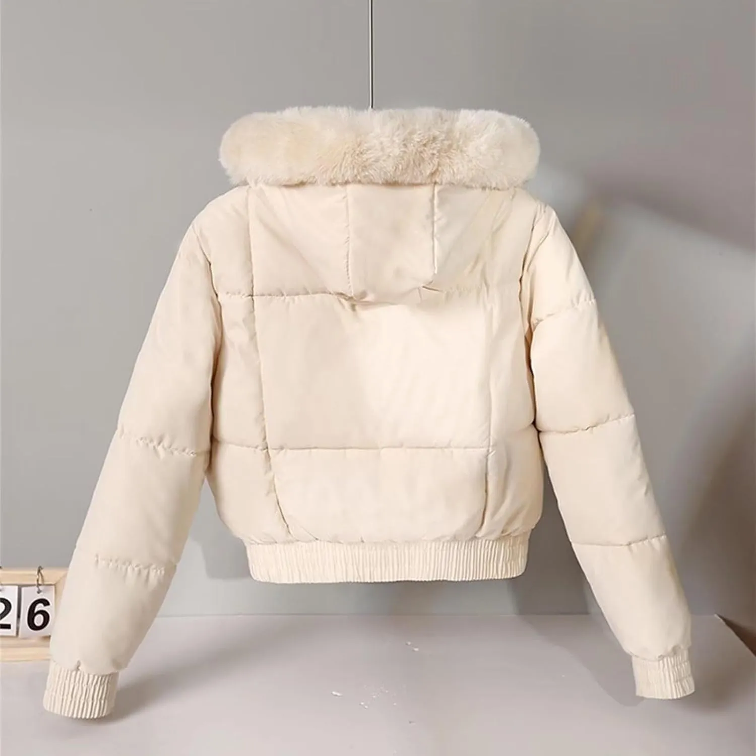 Women's Winter Puffer Jacket Faux Fur Hood Quilted Zip Long Sleeve Jacket Lightweight Thermal Down Jacket with Pocket